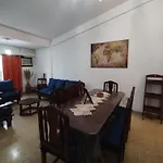 Amplio Dpto En El Centro De Salta